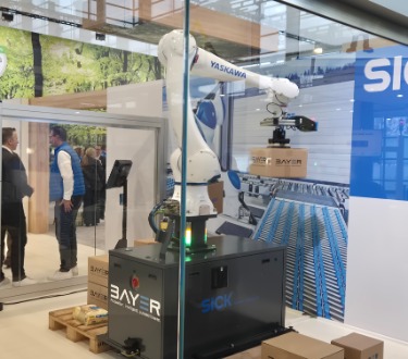 Roboterarm als Messeausstellungsstück