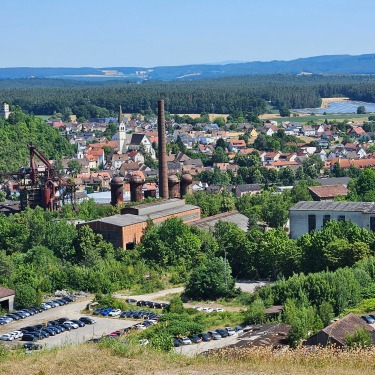 Luftbild von Sulzbach-Rosenberg mit Gebäude der Maxhütte